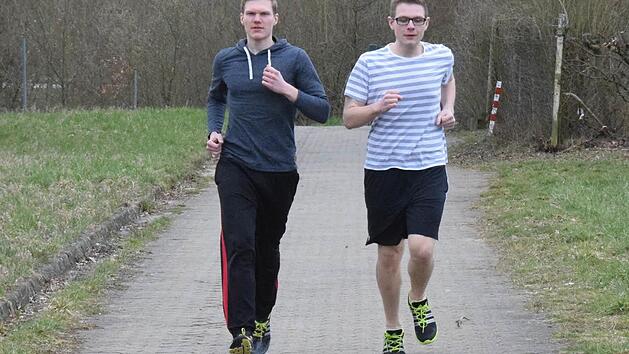 Wenn Student Max am Wochenende zu Besuch nach Bamberg kommt, macht er heute Sport mit seinem Bruder. Foto: Ronald Rinklef