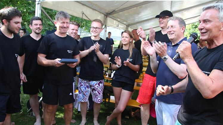 Applaus für die Piraten: Das Team der Stadtwerke schlug alle Konkurrenten aus dem Feld. Foto: Sonny Adam