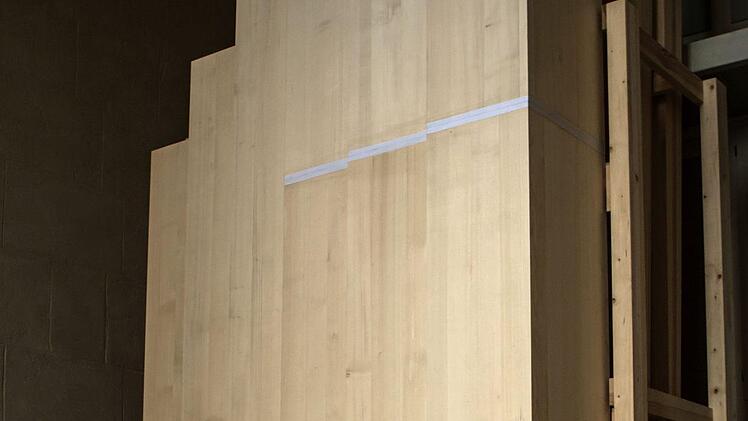 Mächtig große neue Pfeifen in zwei Bass-Registern hat die SChuke-Orgel in der Coburger Morizkirche erhalten.Foto: Jochen berger