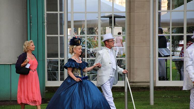 Eindrücke von Rakoczy-Ball und Gläser-Polonaise. Foto: Ralf Ruppert