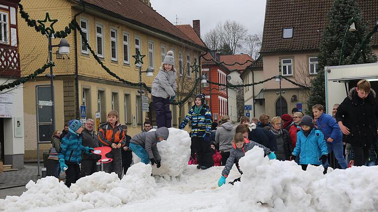 Riesengaudi auf dem Bad Rodacher Marktplatz