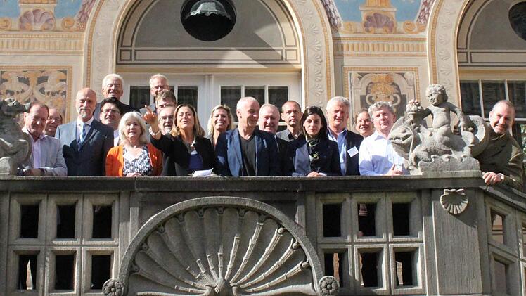 26 Teilnehmer zählte die Konferenz der zur Zeit 14 europäischen Kurorte, die sich um den Status Weltkulturerbe bewerben. Fotos: Thomas Mäuser