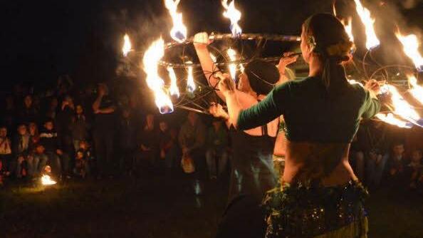 Am Freitagabend stand das Feuer im Mittelpunkt...