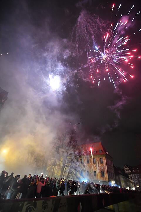 Impressionen von der Silvesternacht: So feierte Bamberg den Jahreswechsel