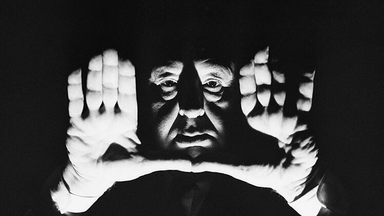 Sein Publikum wollte er mit seinen Filmen in Angst und Schrecken versetzen - er selbst aber litt zeitlebens unter mehreren Phobien.