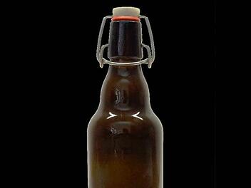Ätzende Flüssigkeit statt Radler: Opfer außer Gefahr Foto: Pixabay