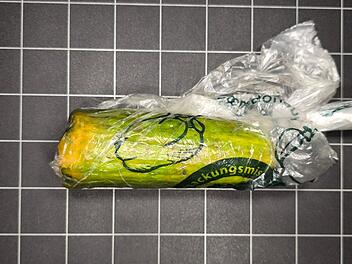 Alte Gurke statt Goldm&uuml;nze f&uuml;r mehr als 3.000 Euro bekommen