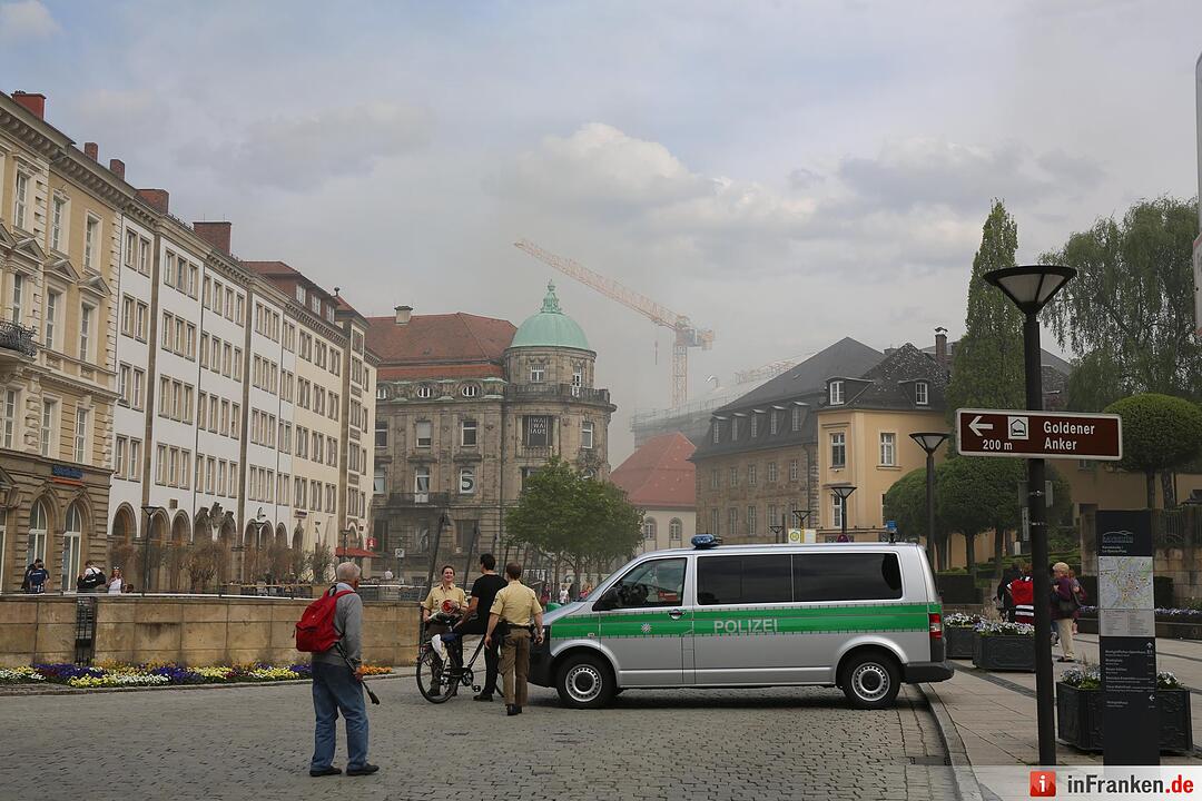 Bayreuther Disco “Rosenau“ brennt – Stadt löst Katastrophenalarm aus