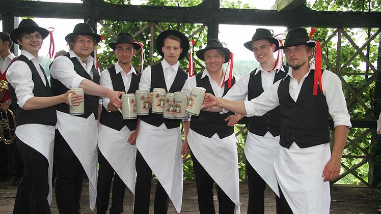 Peesten hat Kerwa - noch bis einschließlich Montag. Foto: Sonja Adam