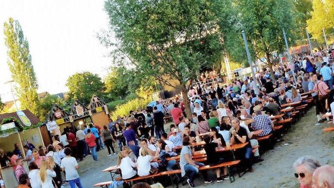 Wie in den zurückliegenden 26 Jahren soll auch 2016 das Altmain-Weinfest in Sand wieder zur größten Feier im Landkreis werden.  Foto: ab
