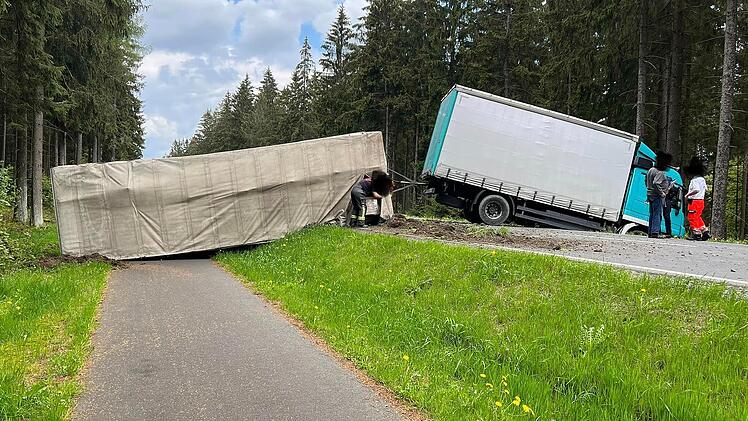 Lkw-Unfall im Kreis Kronach