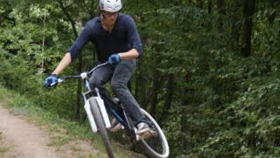 Ständig arbeiten die Biker an neuen Tricks, hier Andreas Kuhn.
