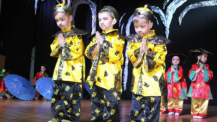 Bei der Purzelgarde tanzen Kinder ab drei Jahren mit. Foto: Sonny Adam