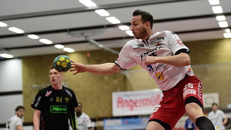 Vilim Leskovec (rechts) trägt in Abwesenheit des gesperrten Gary Hines größere Verantwortung im Rückraum des HSC Bad Neustadt. Anand Anders