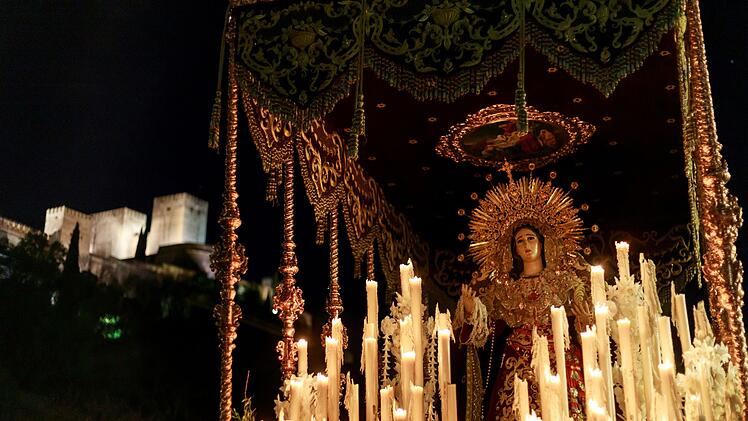 Prozession  in Granada