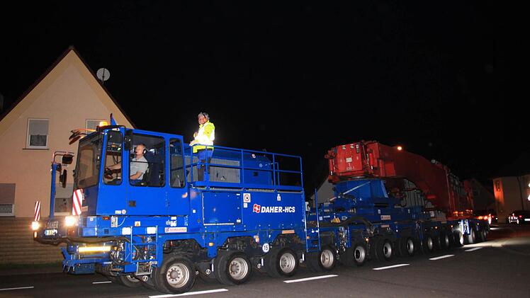 Schwertransporter Bamberg am 5. Mai 2015 Foto: Ferdinand Merzbach