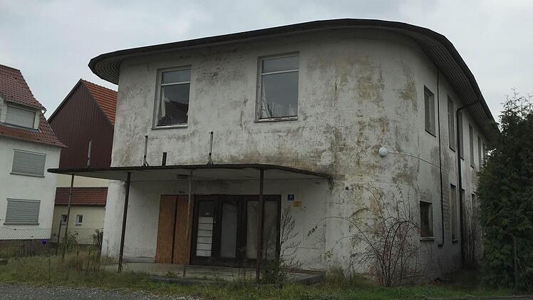 Die Regierung von Oberfranken hat Interesse am alten Kino in Mainleus als Flüchtlingsunterkunft. Foto: Jürgen Gärtner