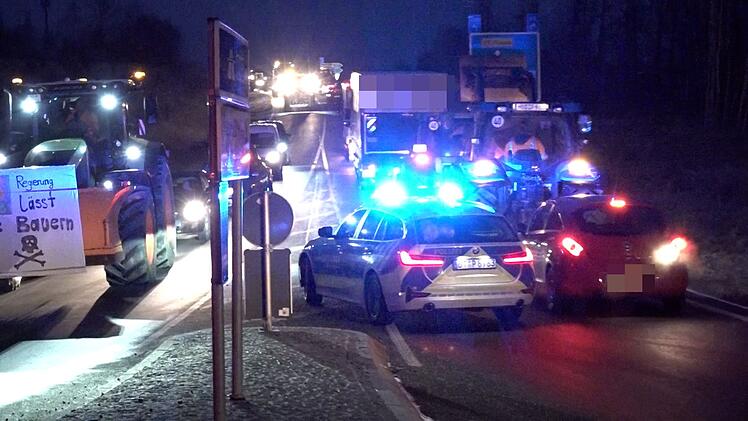 Bauernprotest in Oberfranken: Mehrere Autobahnauffahrten blockiert