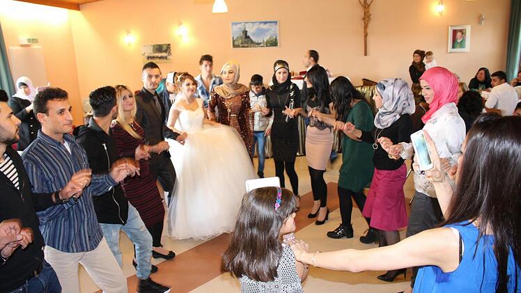 Impressionen von der syrischen Hochzeit in Presseck. Foto: Klaus Klaschka