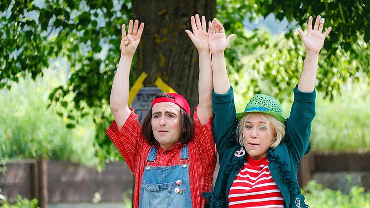 Gastregisseurin Stephanie Kuhlmann hat mit dem Stück "Der Räuber Hotzenplotz" einen rasanten Theaterspaß inszeniert. Foto: Matthias Hoch
