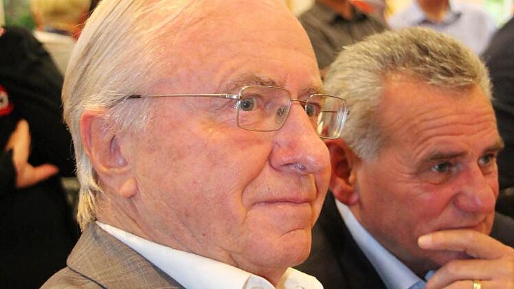 Heinz Köhler: "Es ist ein respektables Ergebnis, vor allem in der Stadt Coburg. In Kronach lag Norbert Tessmer aber meist unter dem Zweitstimmenergebnis. Er hatte keine Zeit, sich zu profilieren."