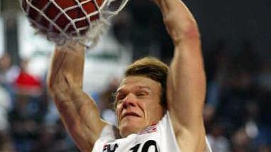 Volkmar Zapf: Das Bamberger Urgestein wechselte nach der Saison vom Spielfeld ins Fitnessstudio. Als Athletiktrainer der Bamberger wurde er 2007 und 2010 noch zweimal Meister. Heute ist Zapf Lehrer an einem Bamberger Gymnasium.