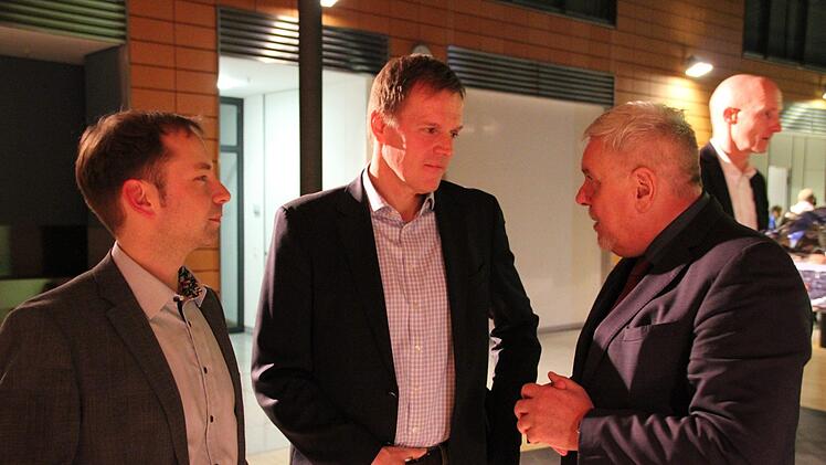 Beim Fachsimpeln  (von links): Jan Gorr, Martin Heuberger und Norbert Tessmer.Oliver Schmidt