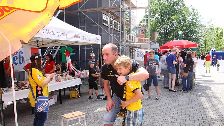 Impressionen vom gemeinsamen Hoffest von Tageblatt, Radio Eins und HSC 2000 Coburg.Oliver Schmidt
