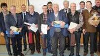 Feldgeschworenen aus dem Landkreis Coburg wurde eine staatliche Ehrung für 25-, 40-, 50- und 60-jährige Tätigkeit zuteil.