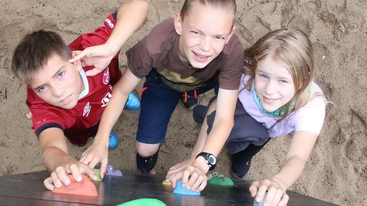 Komplett erneuert wurden die Spielgeräte auf dem Spielplatz in der Münnerstädter Schlesierstraße. Ralf Ruppert