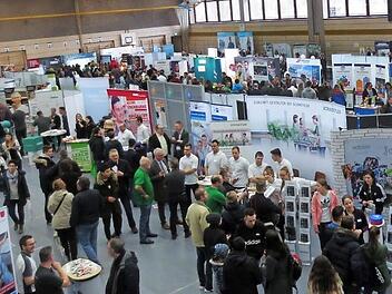 Fast 100 Aussteller werben bei der Ausbildungsbörse am Samstag um Nachwuchs. Foto: Landratsamt (Archiv)