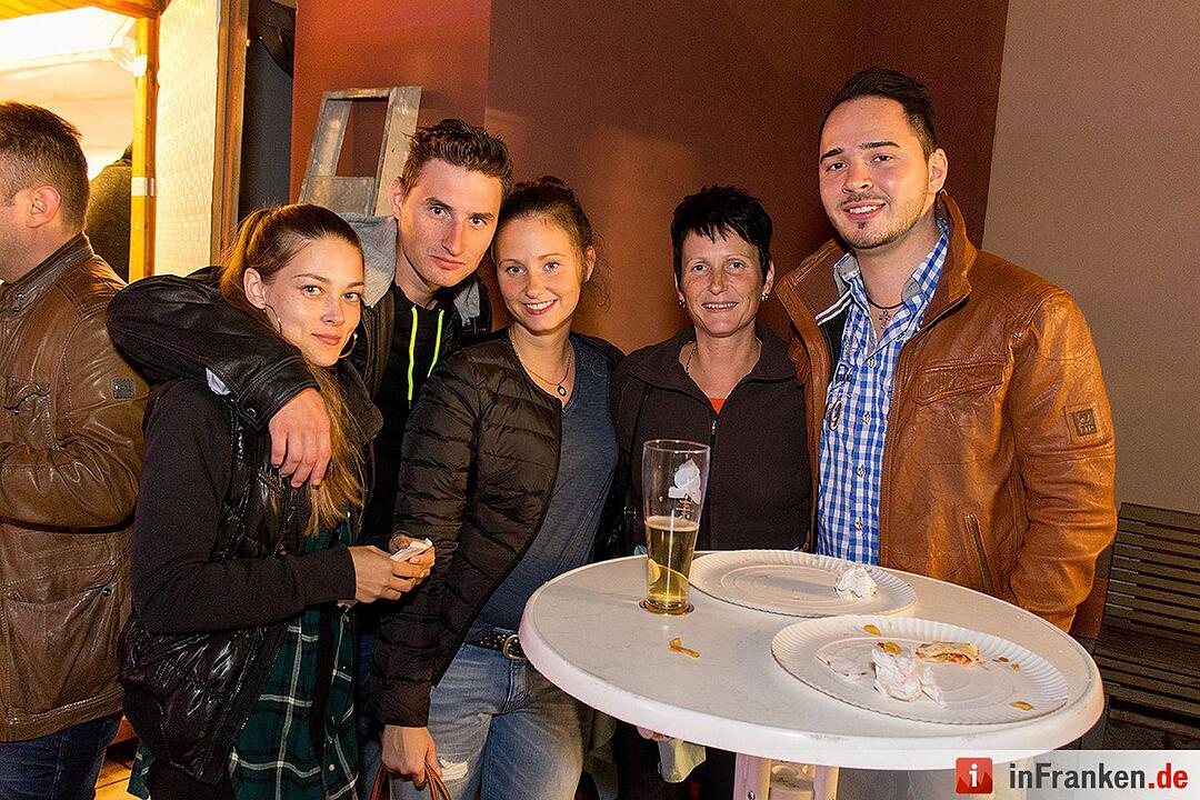 Sandkerwa: Partyfotos