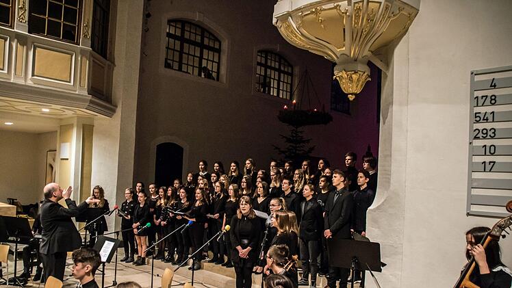 Impressionen vom Weihnachtskonzert des Coburger Gymnasiums Albertinum in der MorizkircheFoto: Jochen Berger