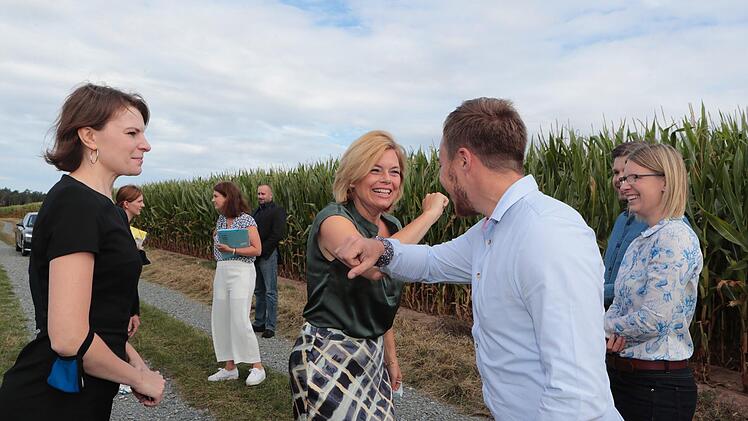 Landwirtschafts- und Ernährungsministerin Julia Klöckner besuchte am Donnerstag den Landkreis Kulmbach. Foto: Matthias Hoch