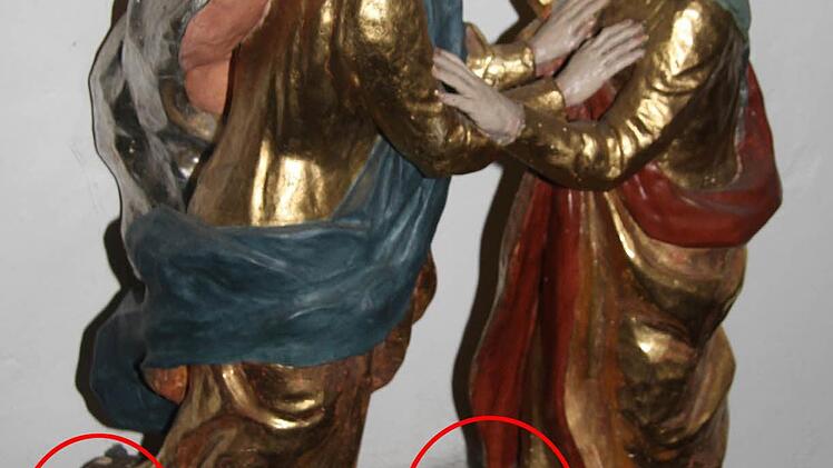 Selbst die Figuren sind befallen.