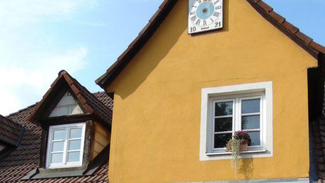 das frühere Gesindehaus