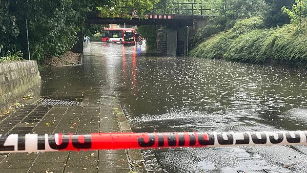 Unwetter in N&uuml;rnberg: Unterf&uuml;hrung in Zerzabelshof erneut &uuml;berflutet