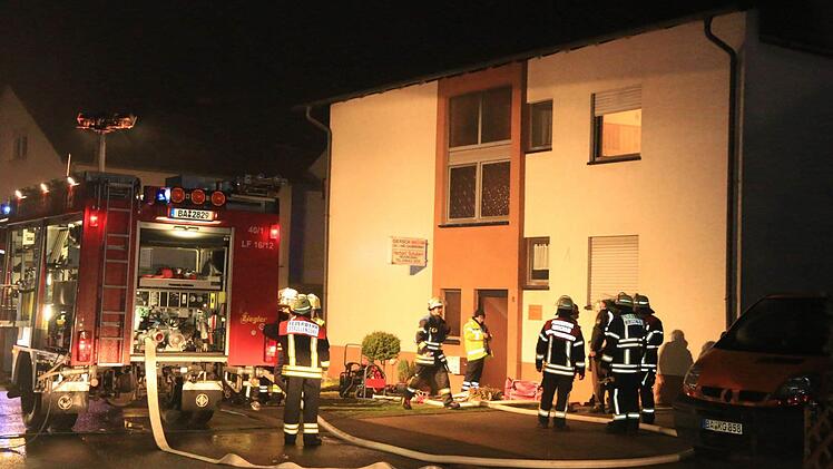 Brand in der Silvesternacht in Strullendorf Foto: Ferdinand Merzbach
