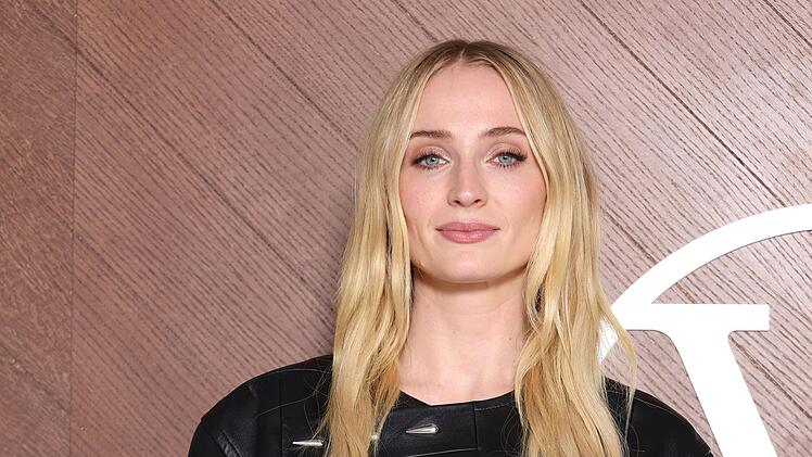 Sophie Turner ist die neue Lara Croft.