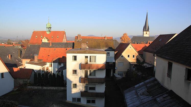 Viel Potenzial besitzt das rund 3300 Quadratmeter große Areal der ehemaligen Brauerei "Zum Schwarzen Bären", das direkt am Marktplatz liegt. Foto: Matthias Einwag