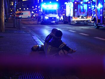 Fränkische Feuerwehren gedenken neunjährigem André - "wollte schönen Tag verbringen"