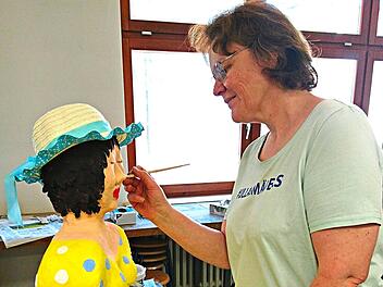 Im Workshop &bdquo;Pfundsweiber&ldquo; sind alle Gr&ouml;&szlig;en erlaubt. Jutta Lange