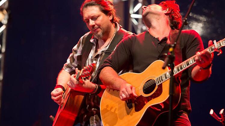 Zwei Musiker von Solo zu viert  Foto: Barbara Herbst