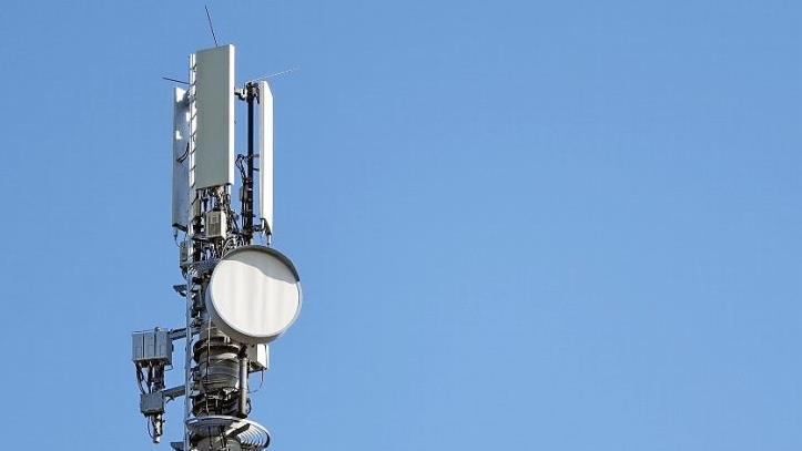 Sendemast für den Mobilfunk - noch ist die Technik im Landkreis Haßberge nicht flächendeckend.  Foto: Archiv
