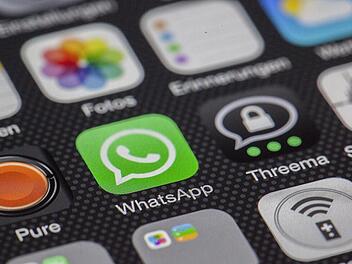 Es gibt zahlreiche Messenger-Dienste &ndash; nicht alle gelten als sicher beim Datenschutz.