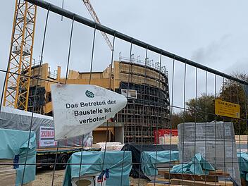 Auf dem Gelände des ehemaligen Güterbahnhofs in Coburg entsteht das "Globe", das zunächst dem Landestheater als Interimsspielstätte dienen wird.