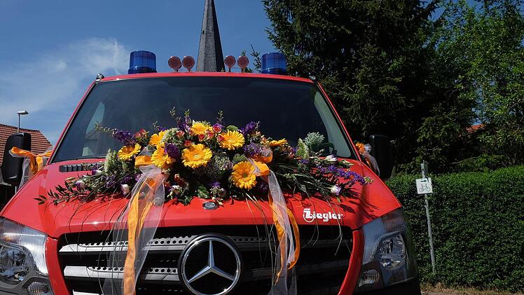 Fahrzeugweihe in Obererthal  Foto: Gerd Schaar