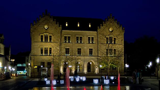 Auf dem Albertsplatz in Coburg d&uuml;rfen drei weihnachtliche Verkaufsbuden stehen.Foto: Jochen Berger