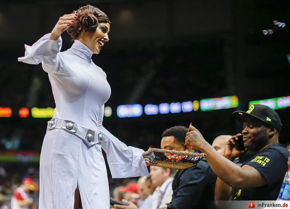 Philadelphia 76ers at Atlanta Hawks