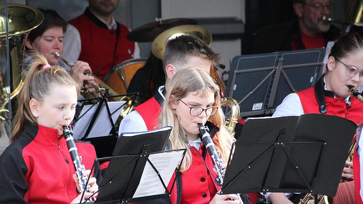 Tanz in den Mai in Bad Brückenau Foto: Ulrike Müller